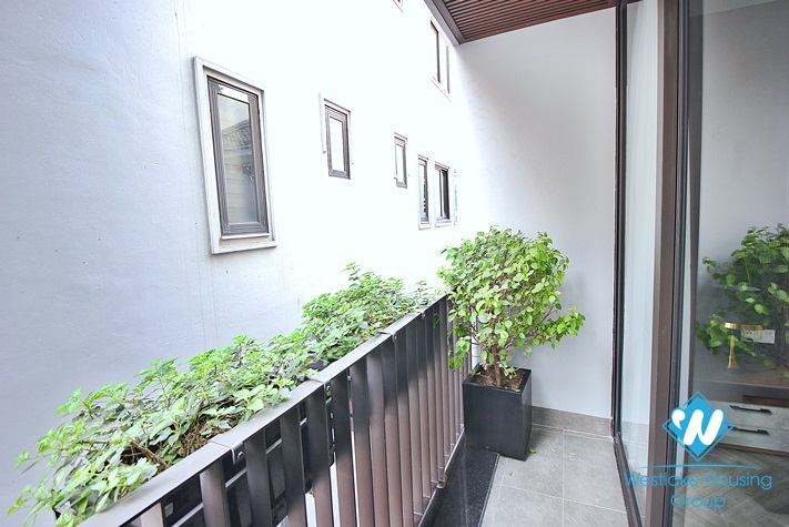 Nice 02 Bedrooms apartment for rent in Tay Ho st, Tay Ho District 