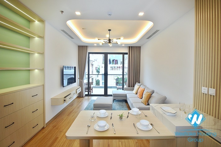 Newly 2 bedroom apartment in Xuan dieu, Tay ho