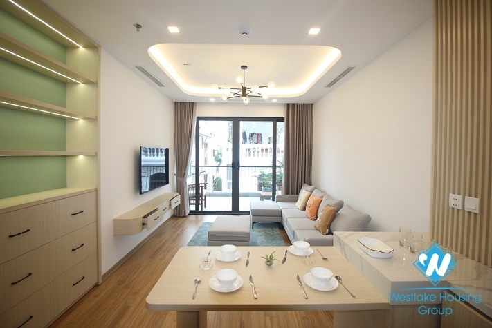 A brand new 2 bedrooms apartment for rent in Xuan Dieu, Tay Ho