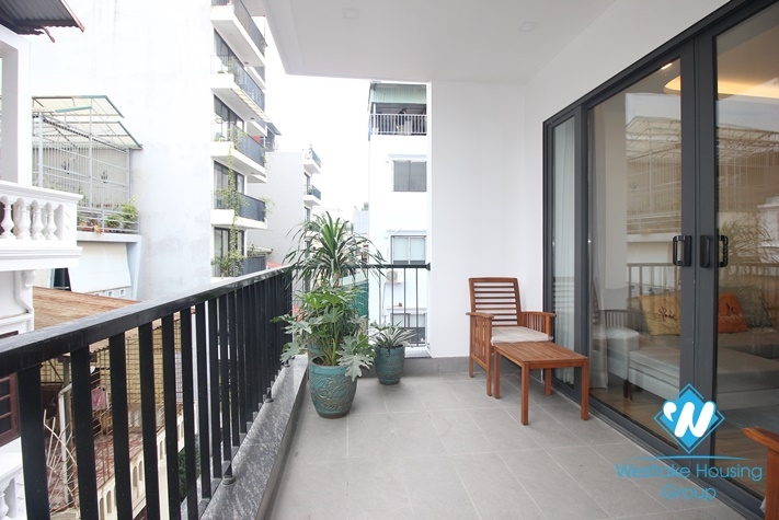 A brand new 2 bedrooms apartment for rent in Xuan Dieu, Tay Ho
