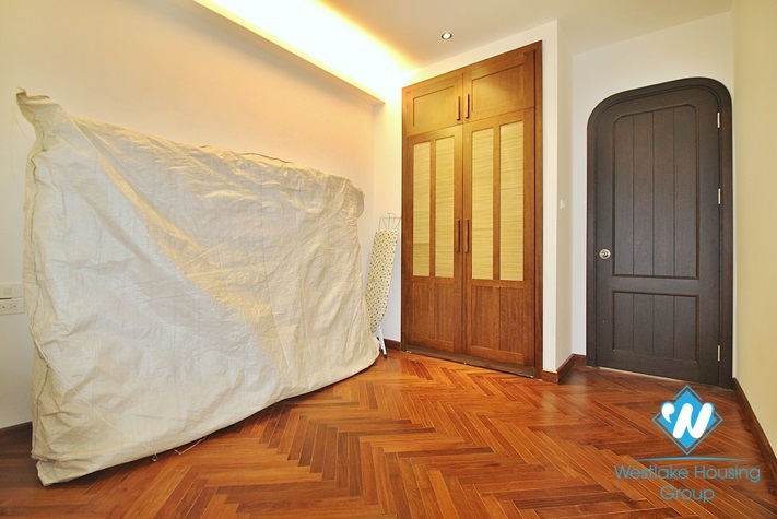 A brand new 3 bedroom apartment with lake view in Tay ho