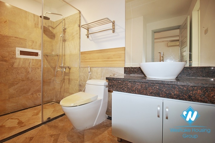 A spacious 3 bedroom apartment with lake view in Tay ho, Ha noi