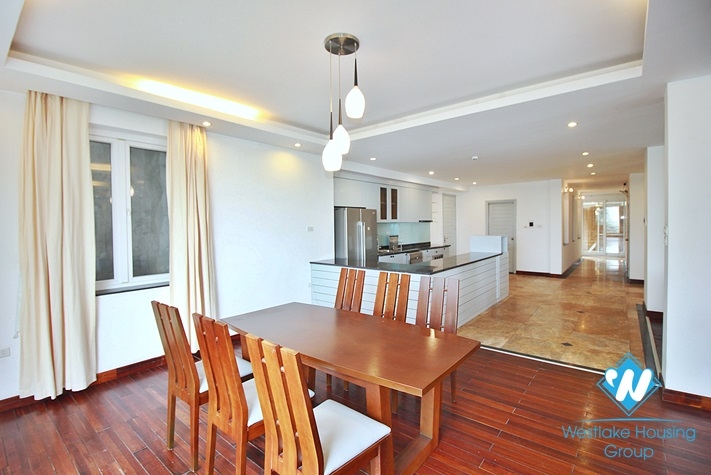 A spacious 3 bedroom apartment with lake view in Tay ho, Ha noi