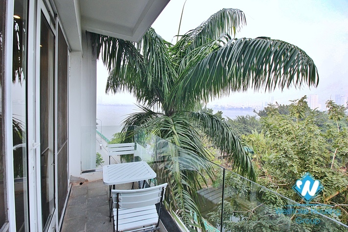 A spacious 3 bedroom apartment with lake view in Tay ho, Ha noi