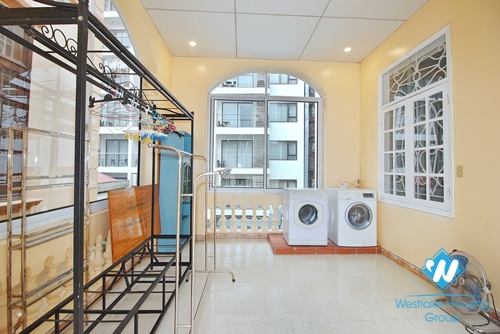 A private cozy house for rent in Tay Ho Street
