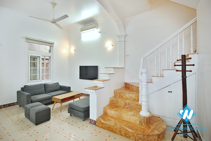 A private cozy house for rent in Tay Ho Street