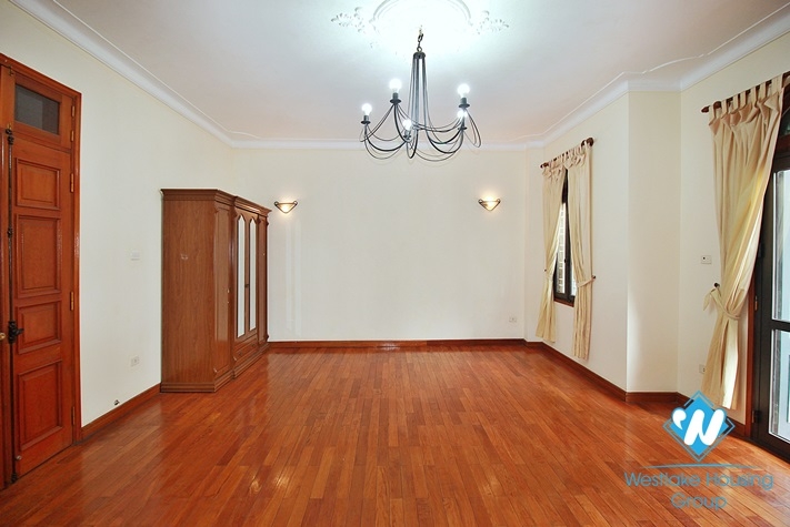 Cosy house available for rent in Westlake area, fully furnished.