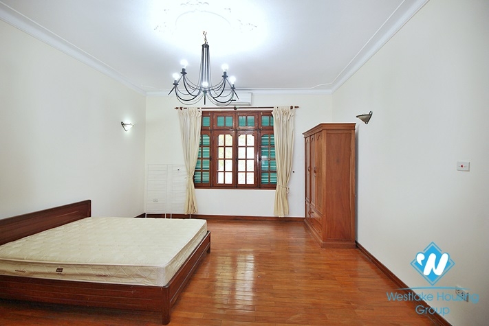 Cosy house available for rent in Westlake area, fully furnished.