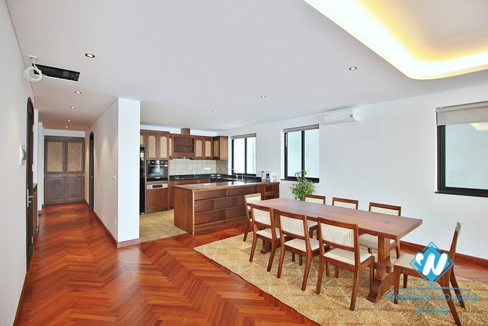 Duplex 4 bedrooms with lake view apartment for rent in Dang Thai Mai st, Tay Ho