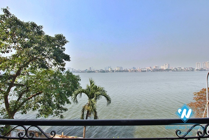 Duplex 4 bedrooms with lake view apartment for rent in Dang Thai Mai st, Tay Ho