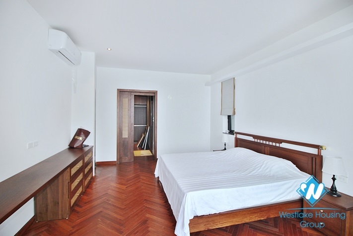Duplex 4 bedrooms with lake view apartment for rent in Dang Thai Mai st, Tay Ho