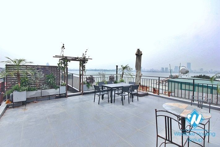 A pretty and brand new 1 bedroom apartment for rent in Tay Ho area