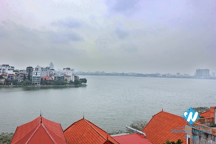 A pretty and brand new 1 bedroom apartment for rent in Tay Ho area