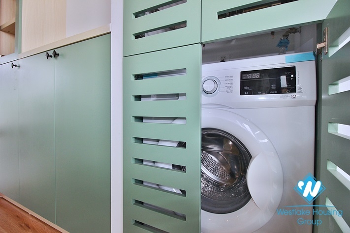 A pretty and brand new 1 bedroom apartment for rent in Tay Ho area