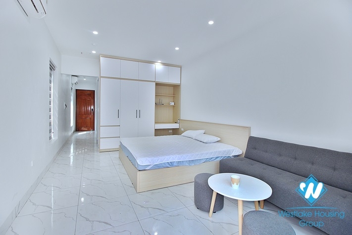 Bright 1 bedroom apartment for rent in Tay Ho, Hanoi