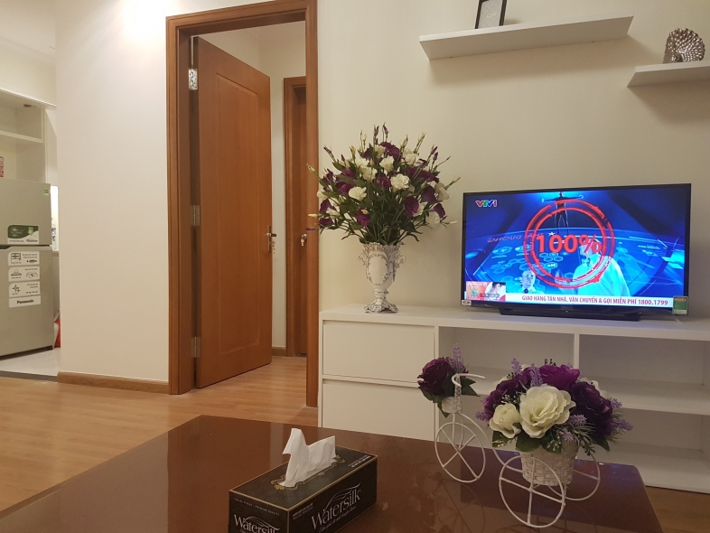 2 bedroom apartment for rent in Vinhome Nguyen Chi Thanh