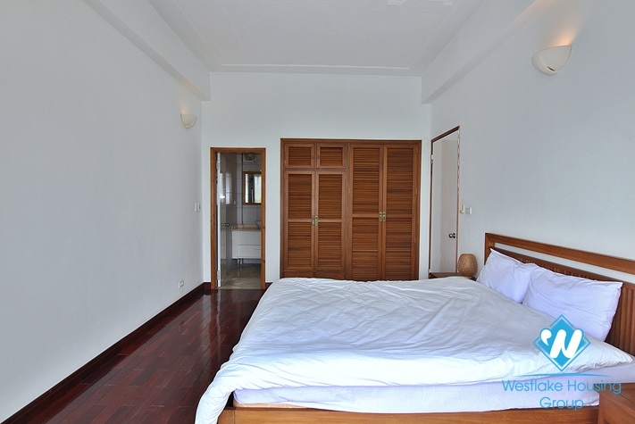 Lakeview apartment for rent in Tay Ho