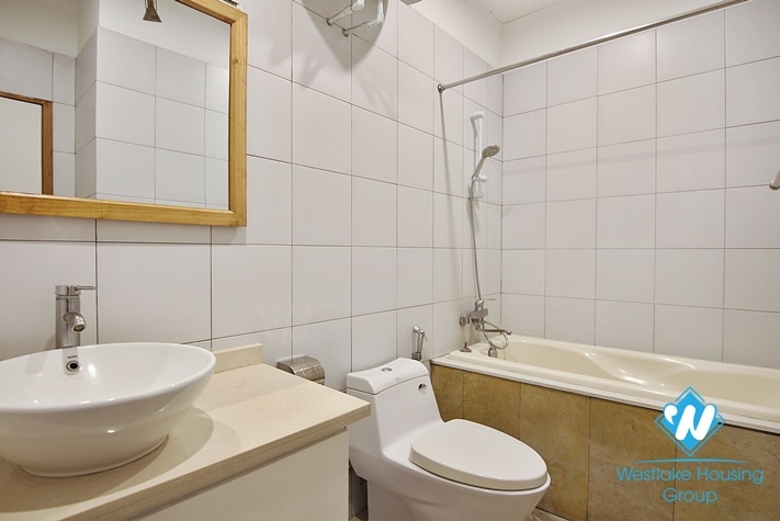 Lakeview apartment for rent in Tay Ho