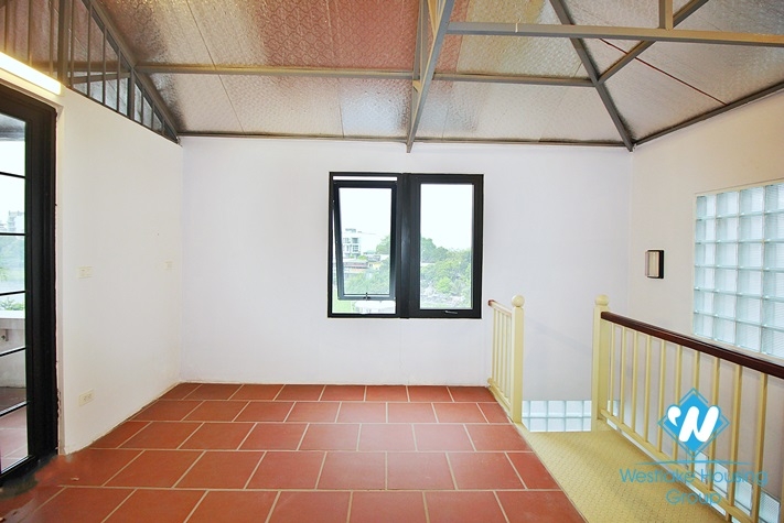 A nice design house with good location for rent in Tay Ho District 