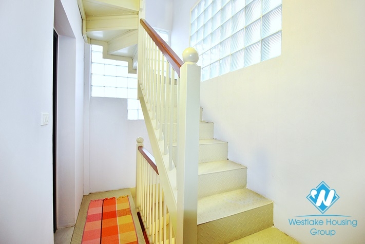 A nice design house with good location for rent in Tay Ho District 