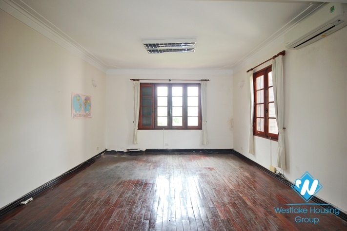 A big villa with front yard in To ngoc van, Tay ho