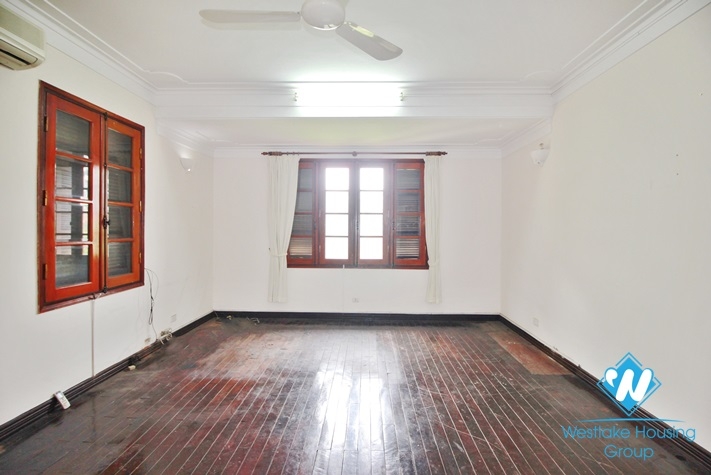A big villa with front yard in To ngoc van, Tay ho