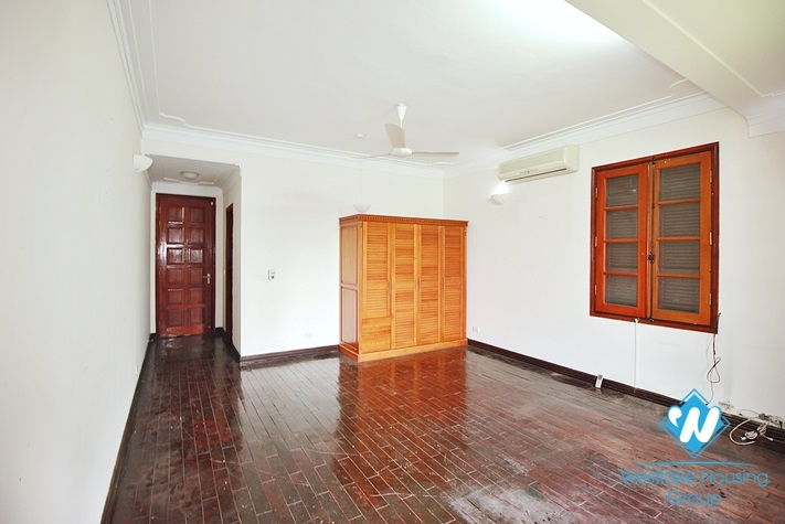 A big villa with front yard in To ngoc van, Tay ho