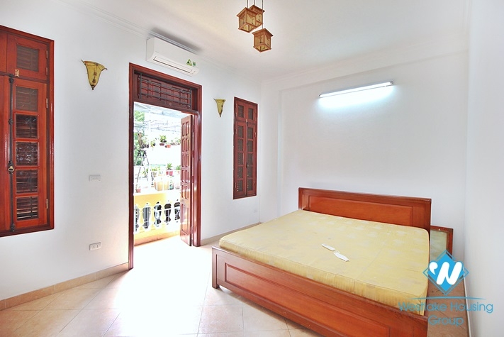 Cheap and bright 4 bedrooms house for rent in Tay Ho, Ha Noi