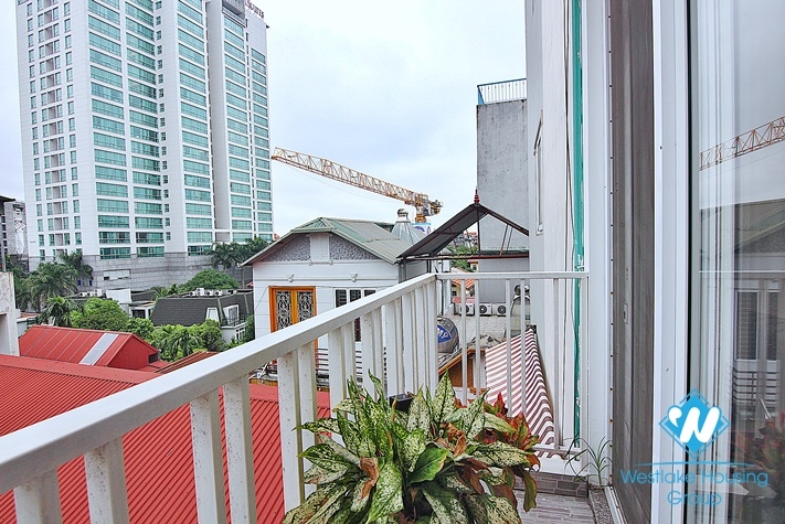 Bright and clean apartment for rent in Dang Thai Mai, Tay Ho district, Ha Noi