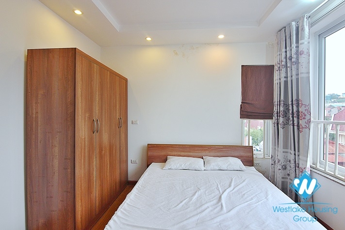 Bright and clean apartment for rent in Dang Thai Mai, Tay Ho district, Ha Noi