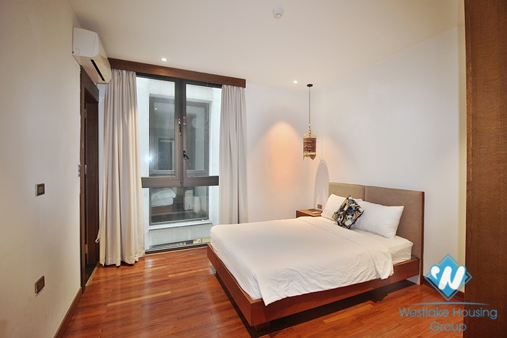 Gorgeous 3 bedroom apartment with beautiful lake view in Tay ho, Ha noi
