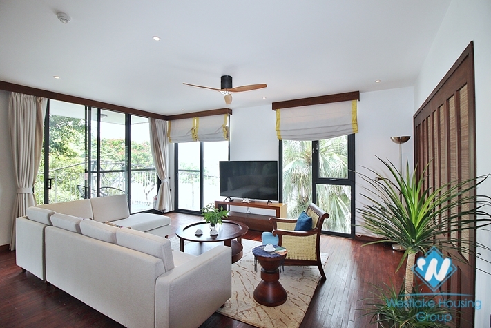 Gorgeous 3 bedroom apartment with beautiful lake view in Tay ho, Ha noi