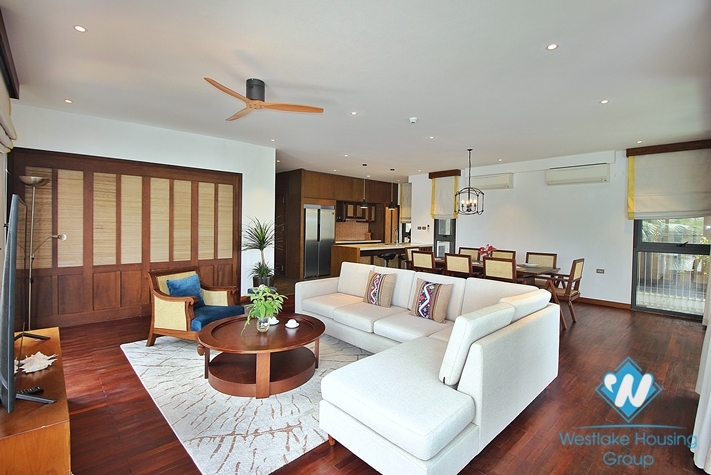 Gorgeous 3 bedroom apartment with beautiful lake view in Tay ho, Ha noi