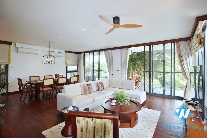 Gorgeous 3 bedroom apartment with beautiful lake view in Tay ho, Ha noi