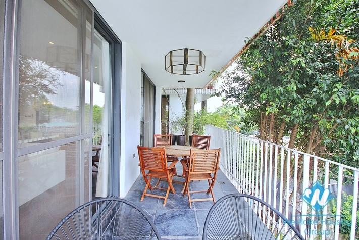 Gorgeous 3 bedroom apartment with beautiful lake view in Tay ho, Ha noi