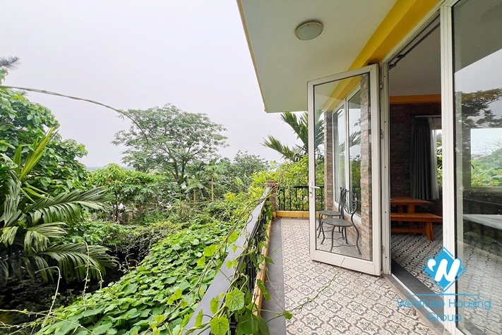 Garden house for rent with three bedrooms in Ngoc Thuy Long Bien, overlooking the River