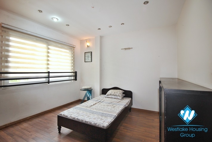 A nice 4 bedroom house for rent in Au co, Tay ho