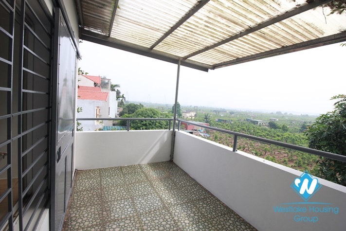 Quiet house with big yard for rent in Au Co, Tay Ho, Ha Noi