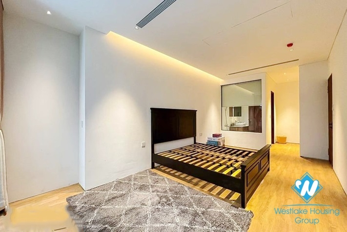 Brand new 4beds apartment for rent in To Ngoc Van st, Tay Ho