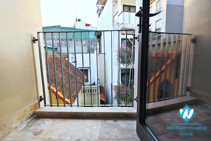 Modern style apartment for rent in alley 50 Dang Thai Mai st, Tay Ho District 