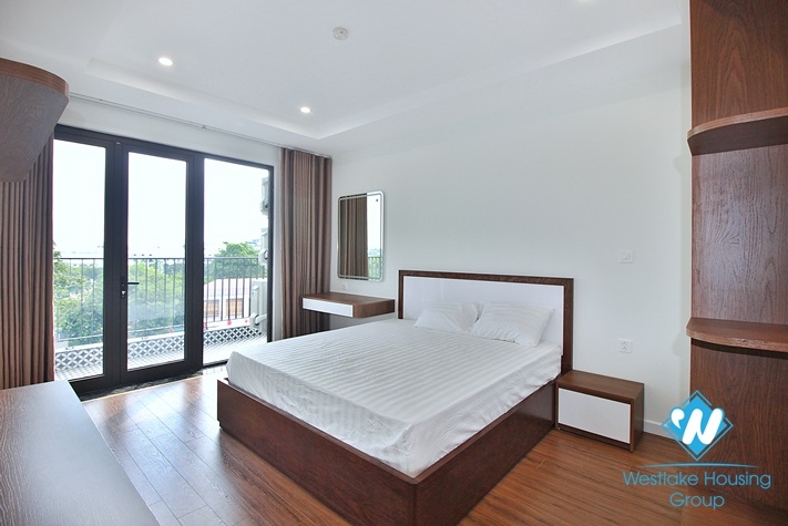 Brand new 3beds apartment for rent in Nghi Tam st, Tay Ho