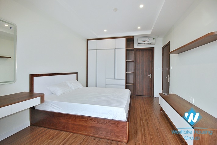 Brand new 3beds apartment for rent in Nghi Tam st, Tay Ho