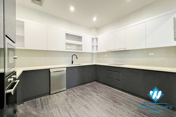 Gorgeous house with large green garden  for rent in Tay Ho, Hanoi