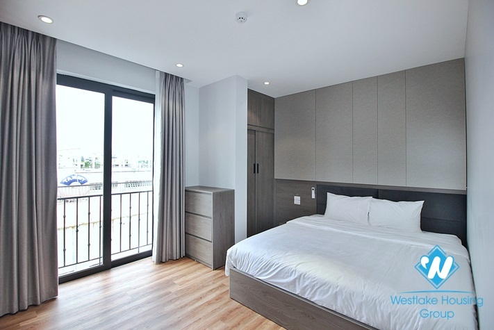 High floor and lake view 2 bedrooms apartment for rent in Tay Ho 