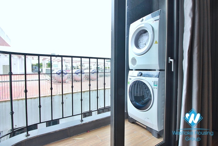 High floor and lake view 2 bedrooms apartment for rent in Tay Ho 