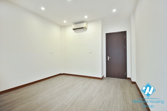 Cozy new house 4 bedroom for rent in An Duong st, Tay Ho district.