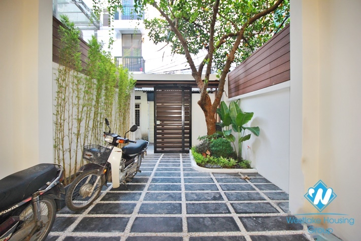 Cozy new house 4 bedroom for rent in An Duong st, Tay Ho district.