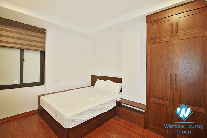 Duplex 2-bedroom apartment for rent in Lac Long Quan st, Tay Ho district.