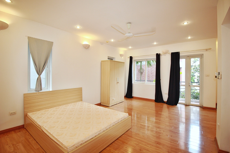 Beautiful house, fully furnished for rent on Tay Ho Street