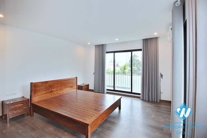 Brand new and bright 3 bedrooms apartment for rent in Xuan Dieu st, Tay Ho